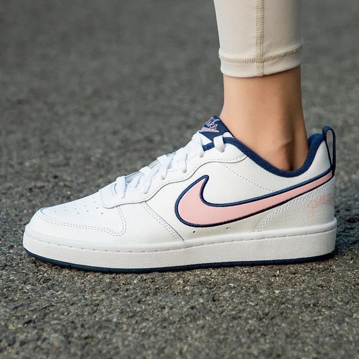 Подростковые кроссовки Nike Court Borough 2 Low "White Blue Pink" GS