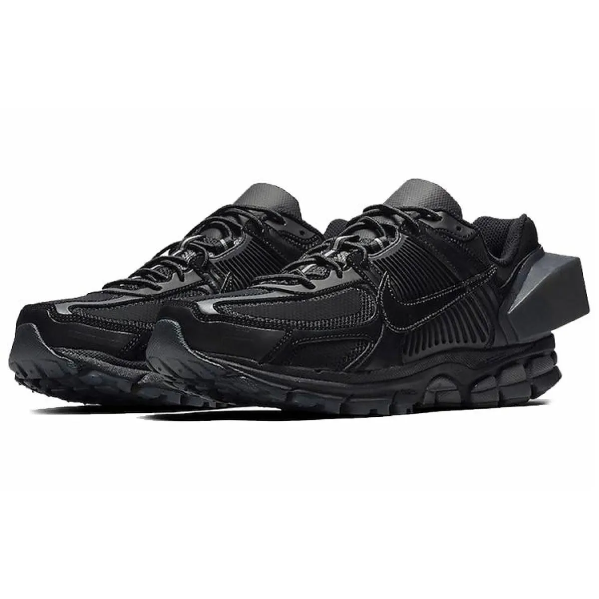 Кроссовки A-COLD-WALL* x Nike Air Zoom Vomero 5 Black