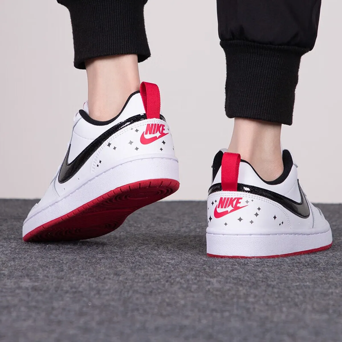 Подростковые кроссовки Nike Court Borough 2 Low White Very Berry GS