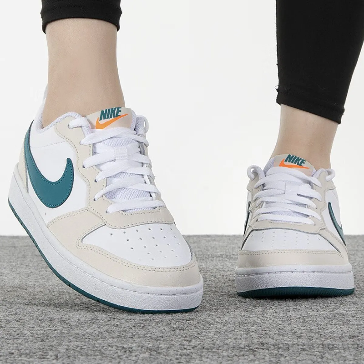 Подростковые кроссовки Nike Court Borough 2 Low "Grey Fog Game Royal" GS