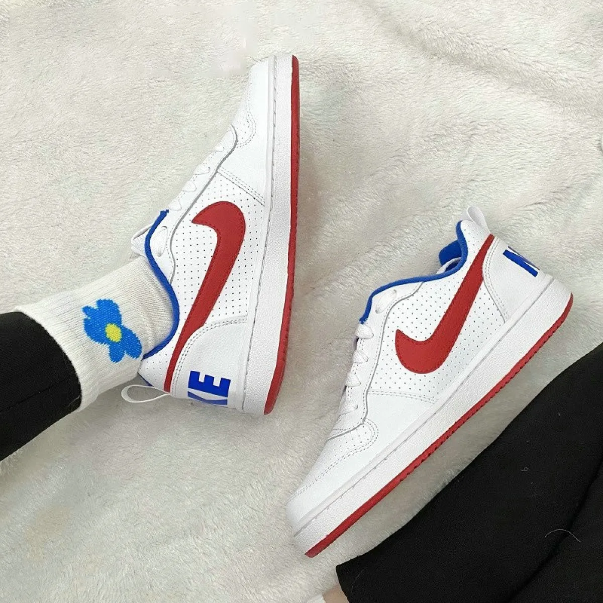 Подростковые кроссовки Nike Court Borough Low White/Blue/Red GS