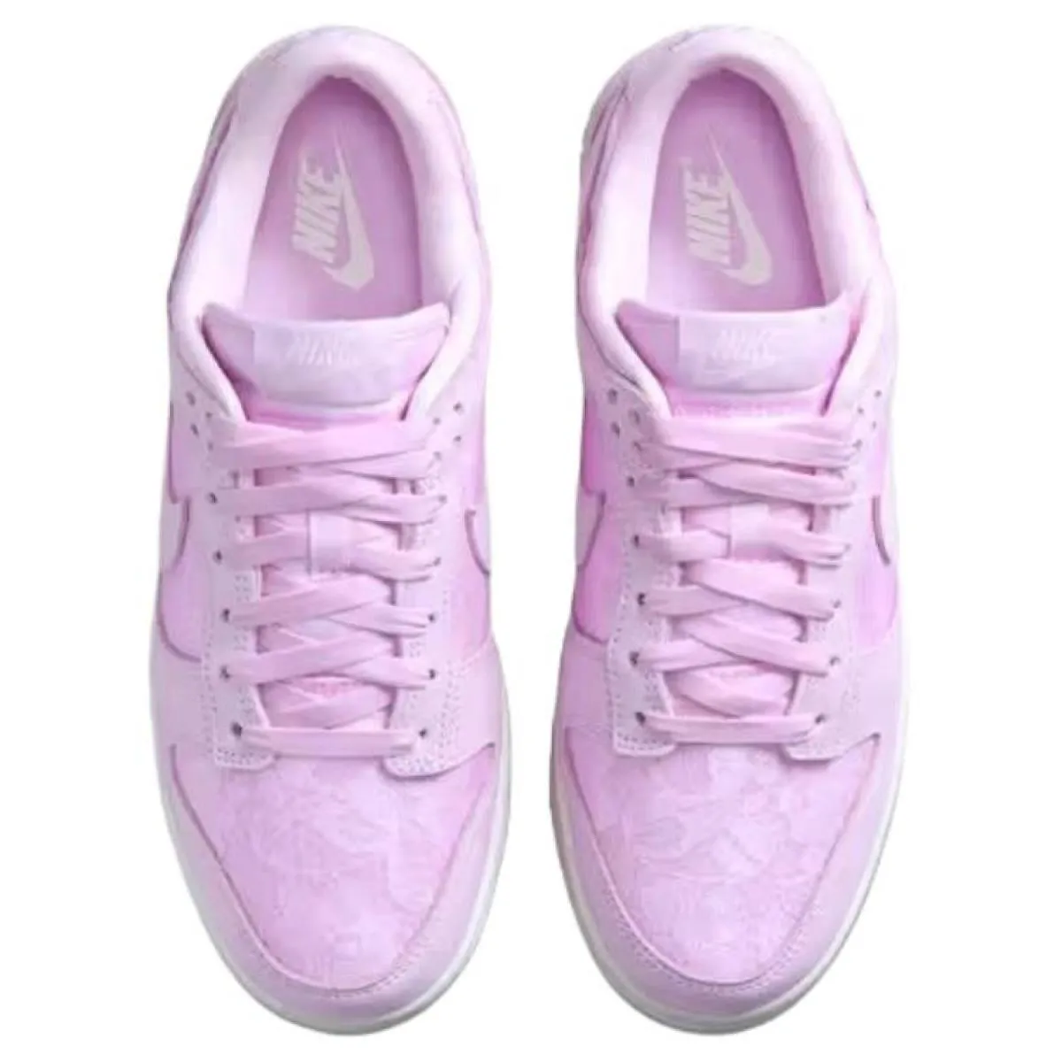 Женские кроссовки Nike Dunk Low “Lace” Pack Pink