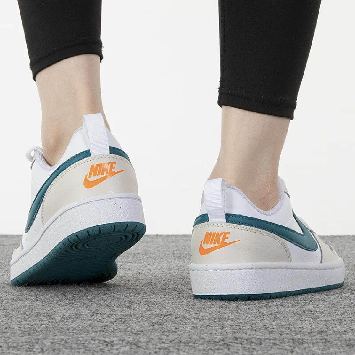 Подростковые кроссовки Nike Court Borough 2 Low "Grey Fog Game Royal" GS