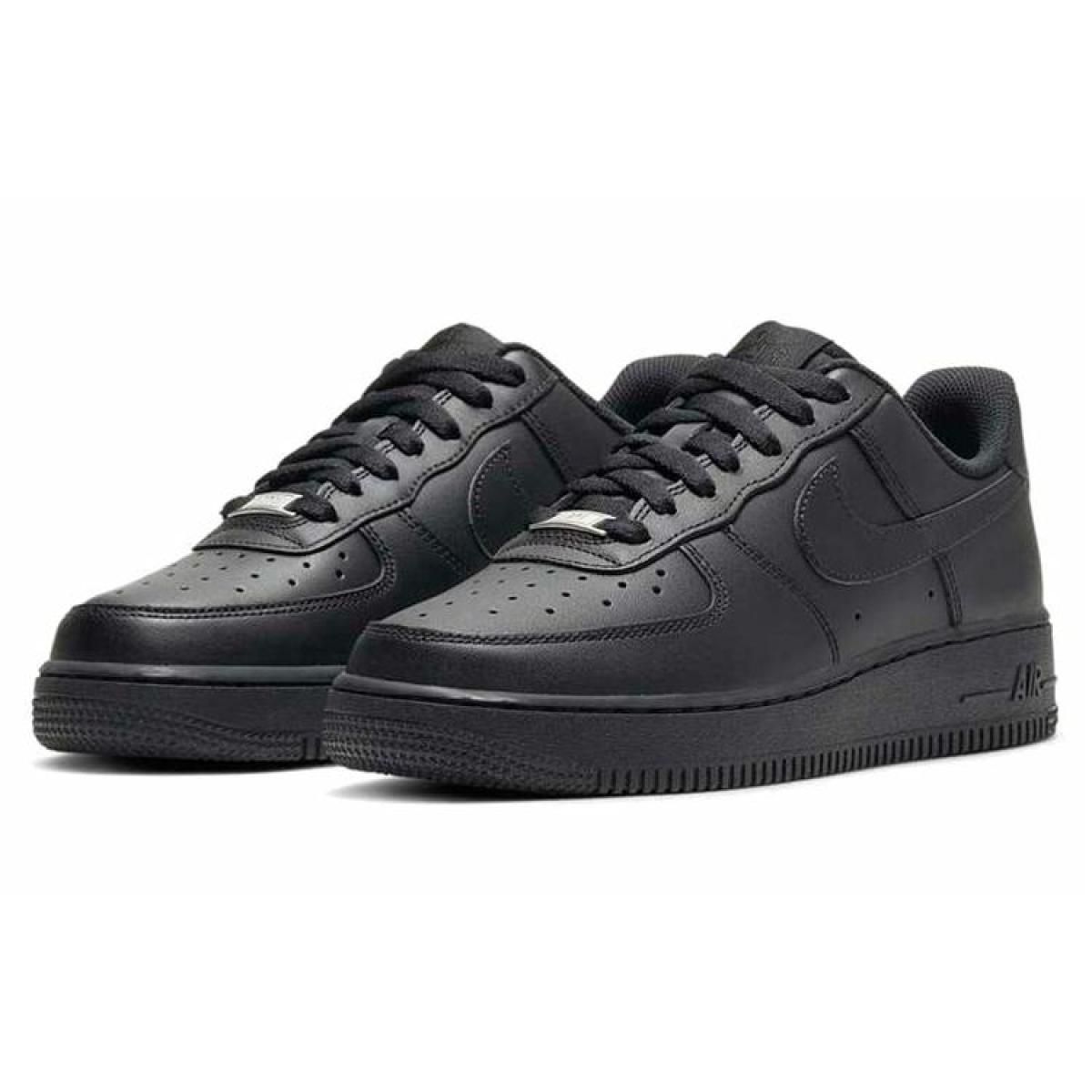 Женские кроссовки Nike Air Force 1 Low Triple Black