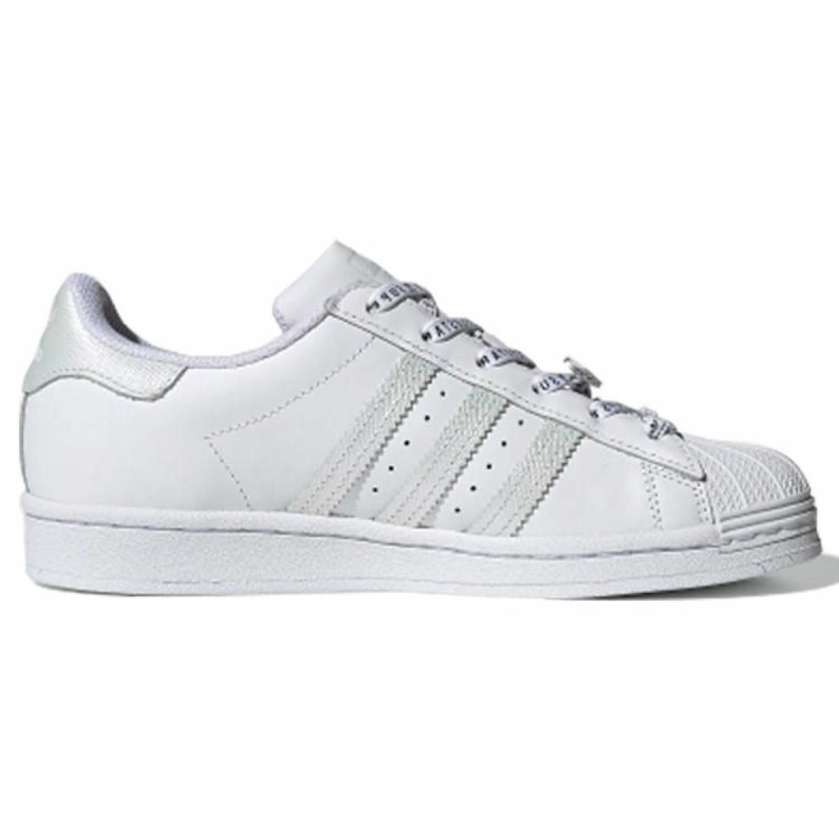 Женские кроссовки Adidas Originals Superstar Light Green
