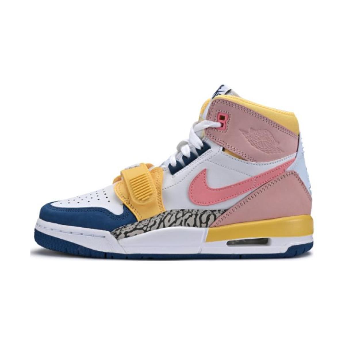 Подростковые кроссовки Jordan Legacy 312 Mid White/Coral Pink/French Blue GS