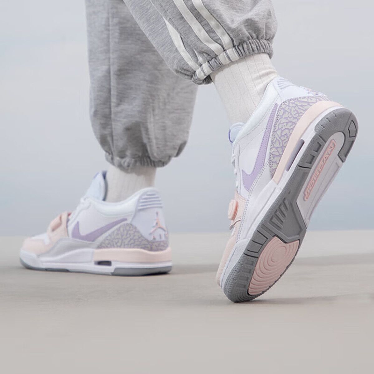 Подростковые кроссовки Air Jordan Legacy 312 Low White Mist Purple GS