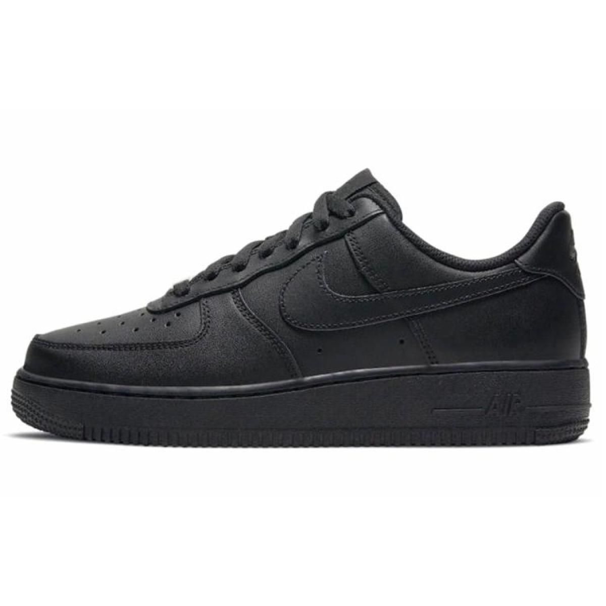 Женские кроссовки Nike Air Force 1 Low Triple Black