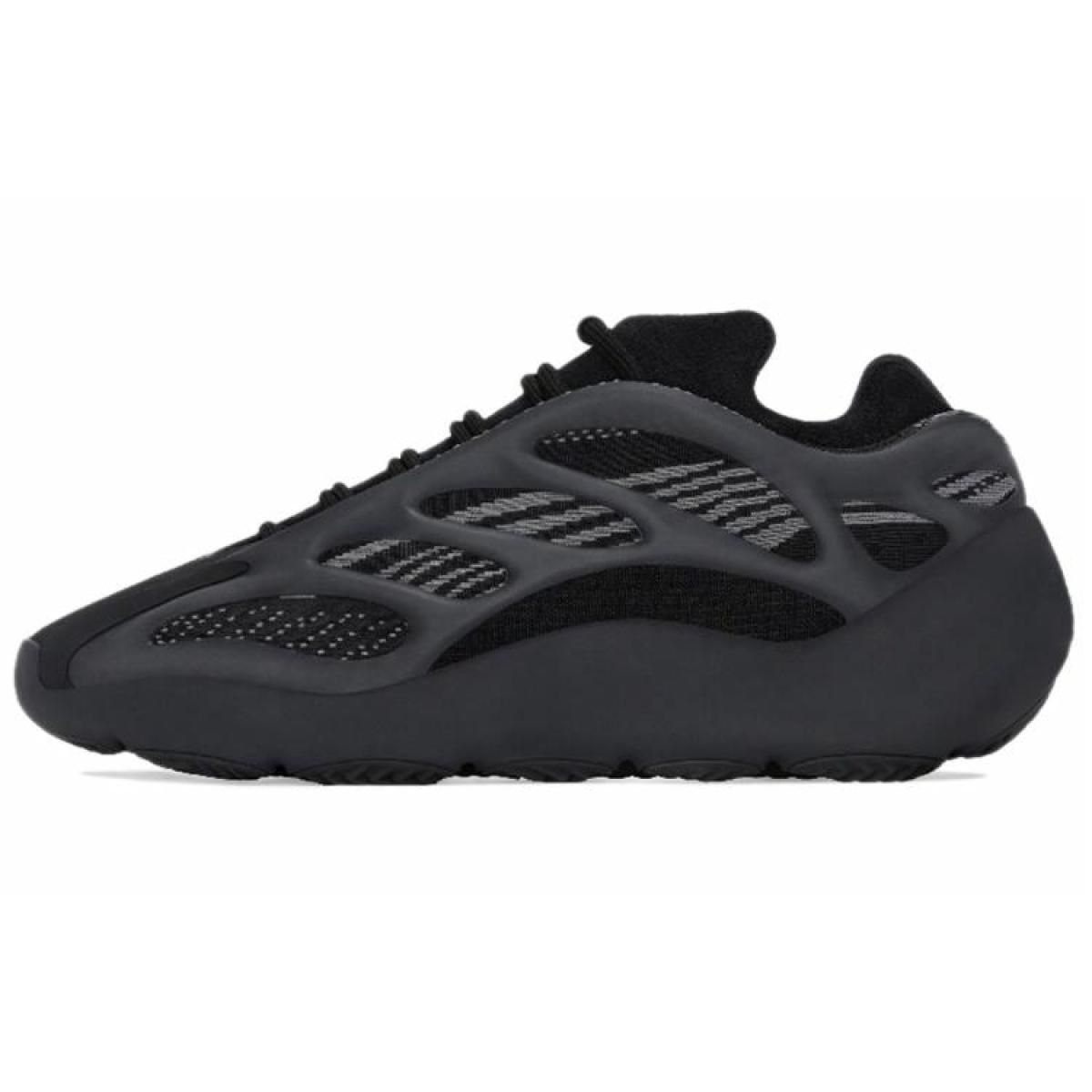 Кроссовки Adidas Originals Yeezy Boost 700 V3 Dark Glow Black