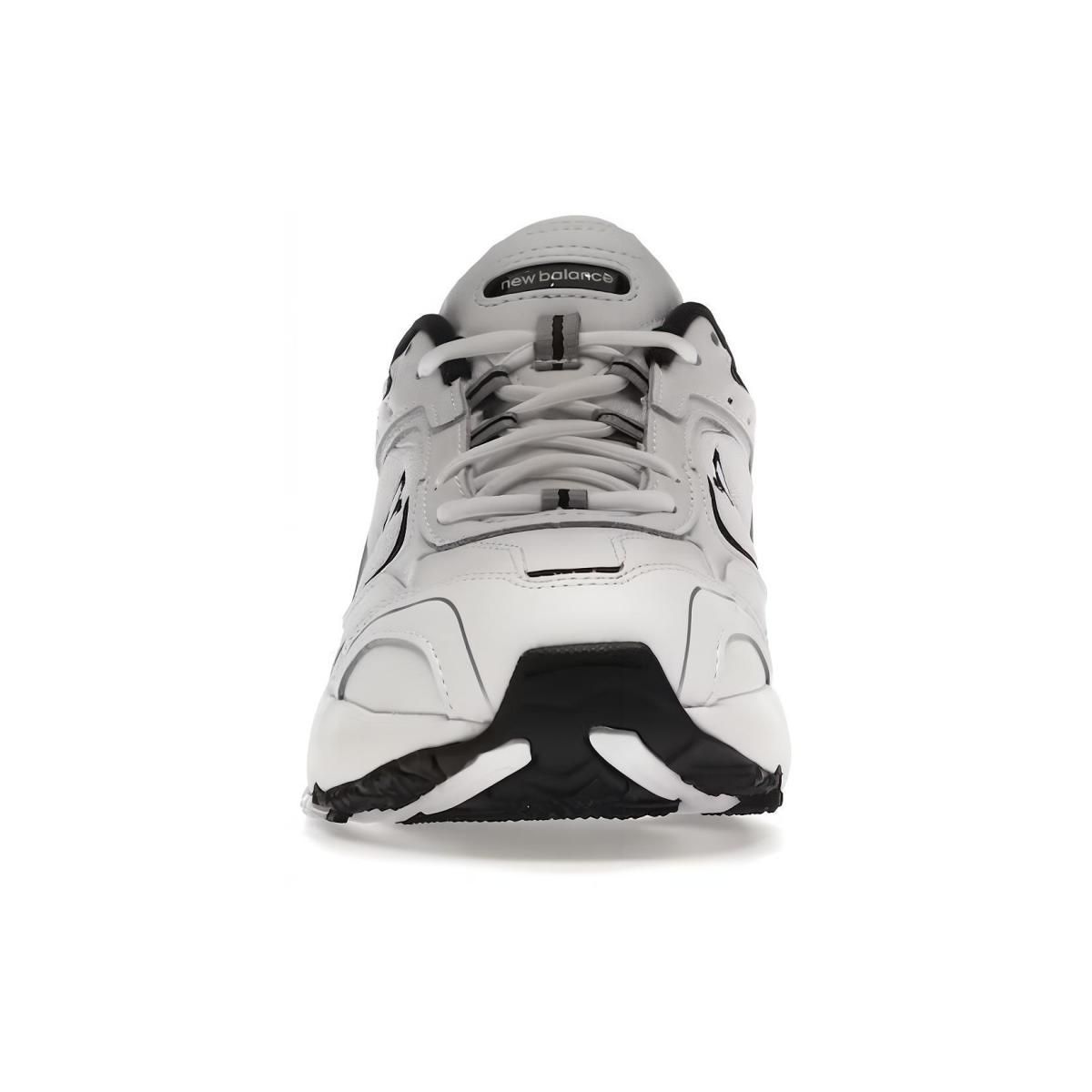Женские кроссовки New Balance 452 White/Black