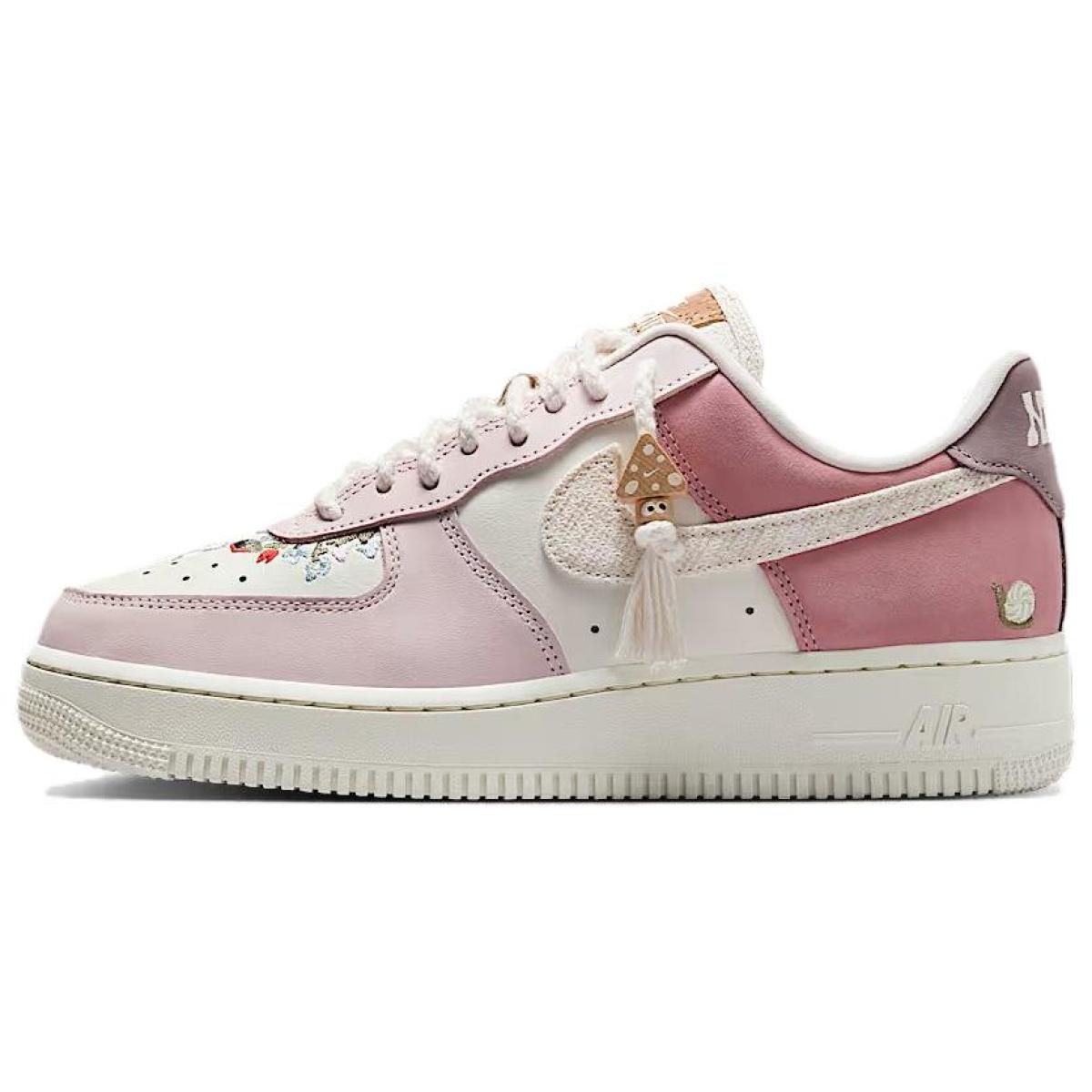 Женские кроссовки Nike Air Force 1 Low Pink/White