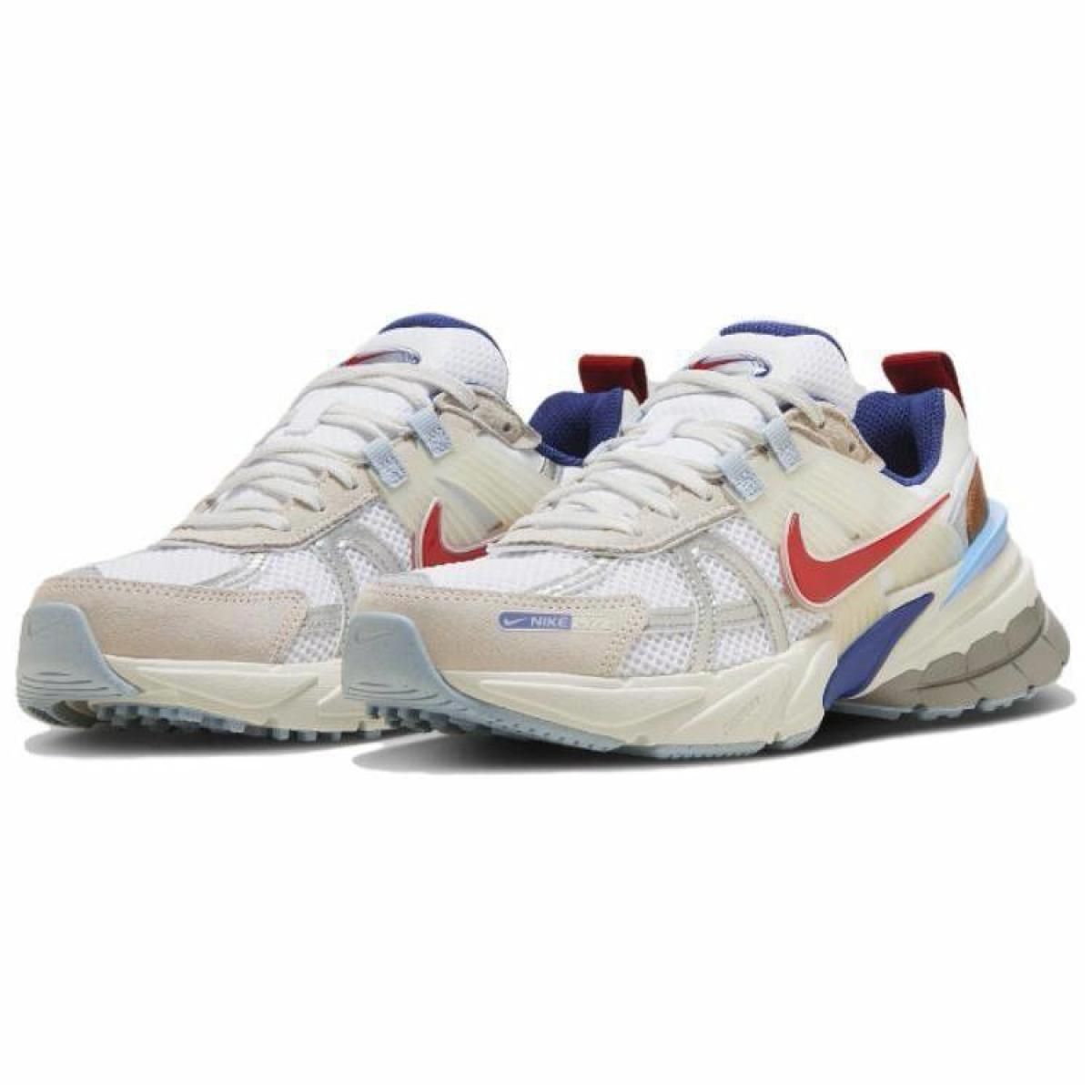 Женские кроссовки Nike V2K Run White/Grey/Red