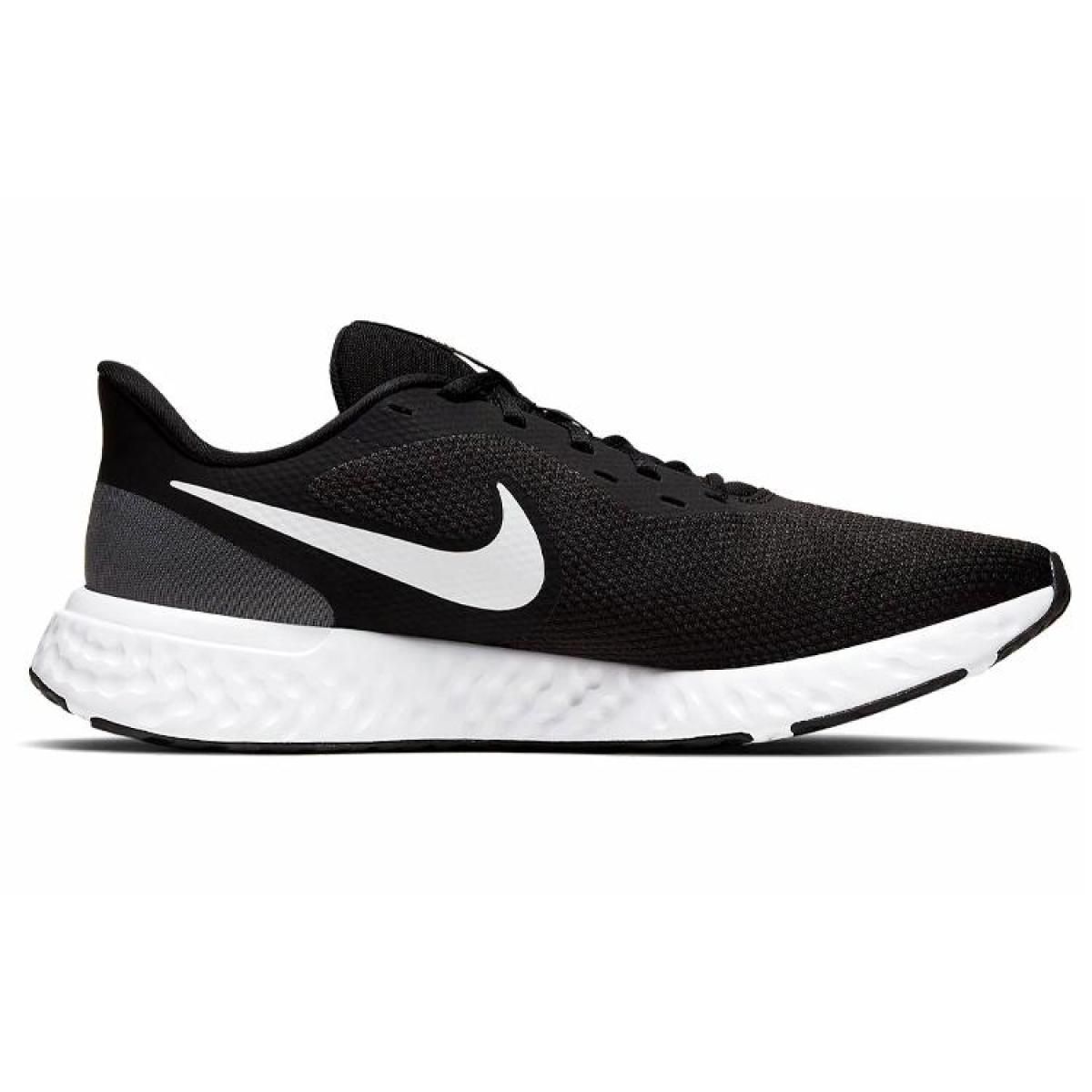 Кроссовки Nike Revolution 5 Black/White