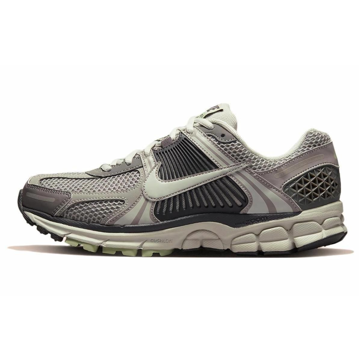 Женские кроссовки Nike Air Zoom Vomero 5 Grey/Black