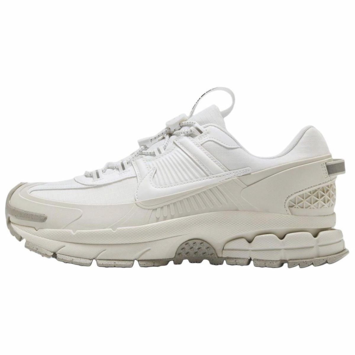 Кроссовки Nike Air Zoom Vomero 5 Roam Summit White