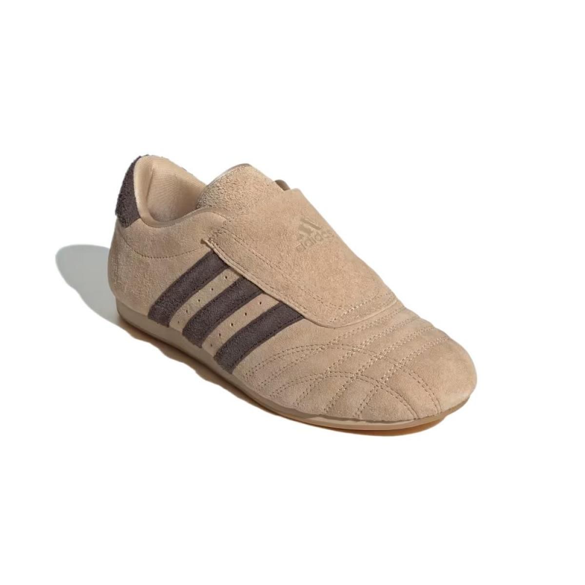 Женские кроссовки Adidas Originals Taekwondo Brown