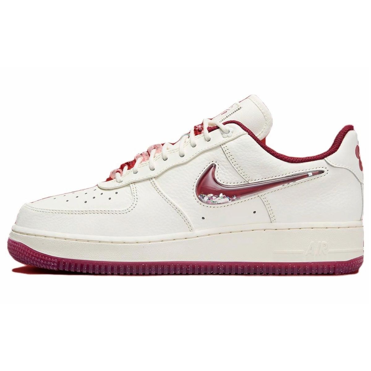 Женские кроссовки Nike Air Force 1 "Valentine Day"