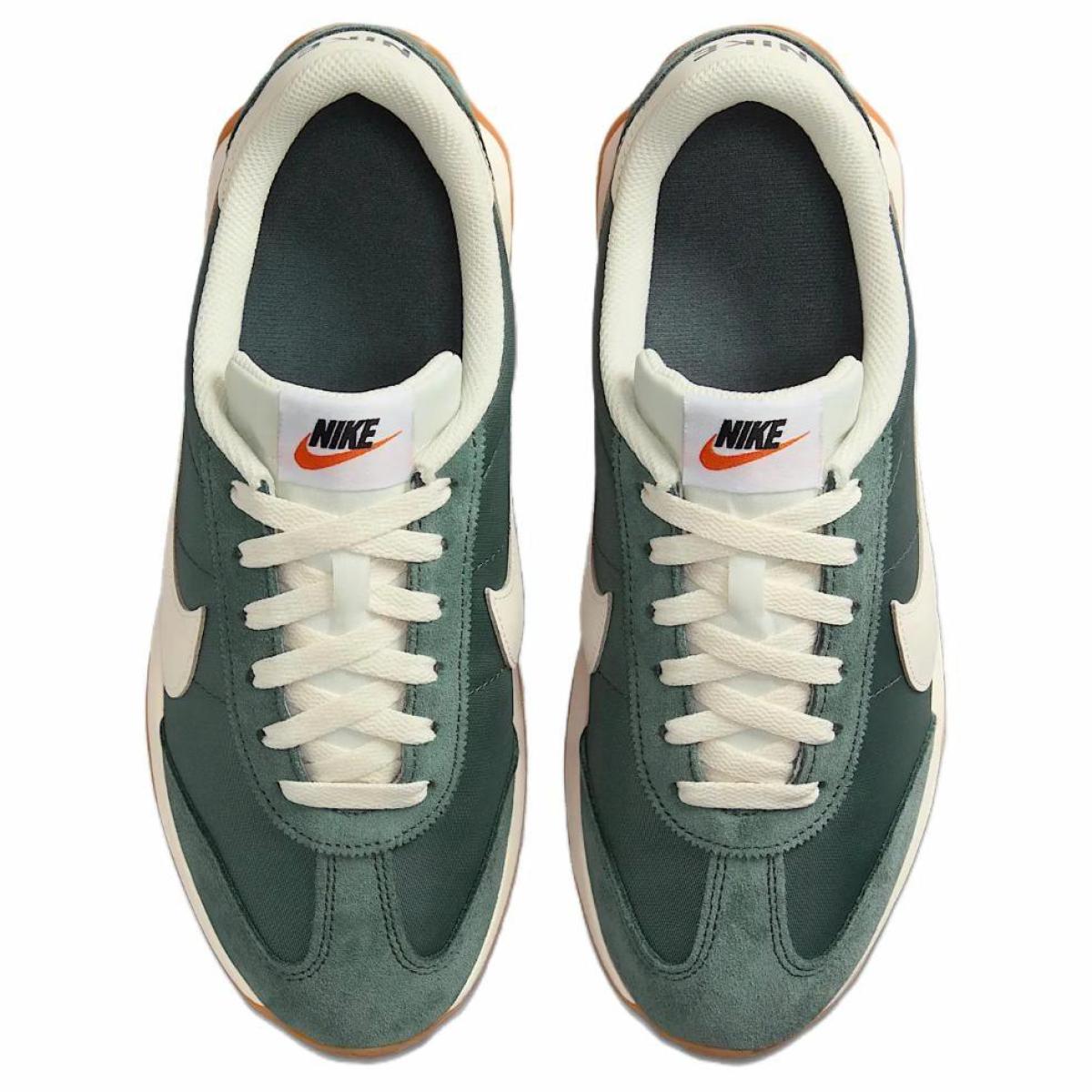 Женские кроссовки Nike Pacific Green