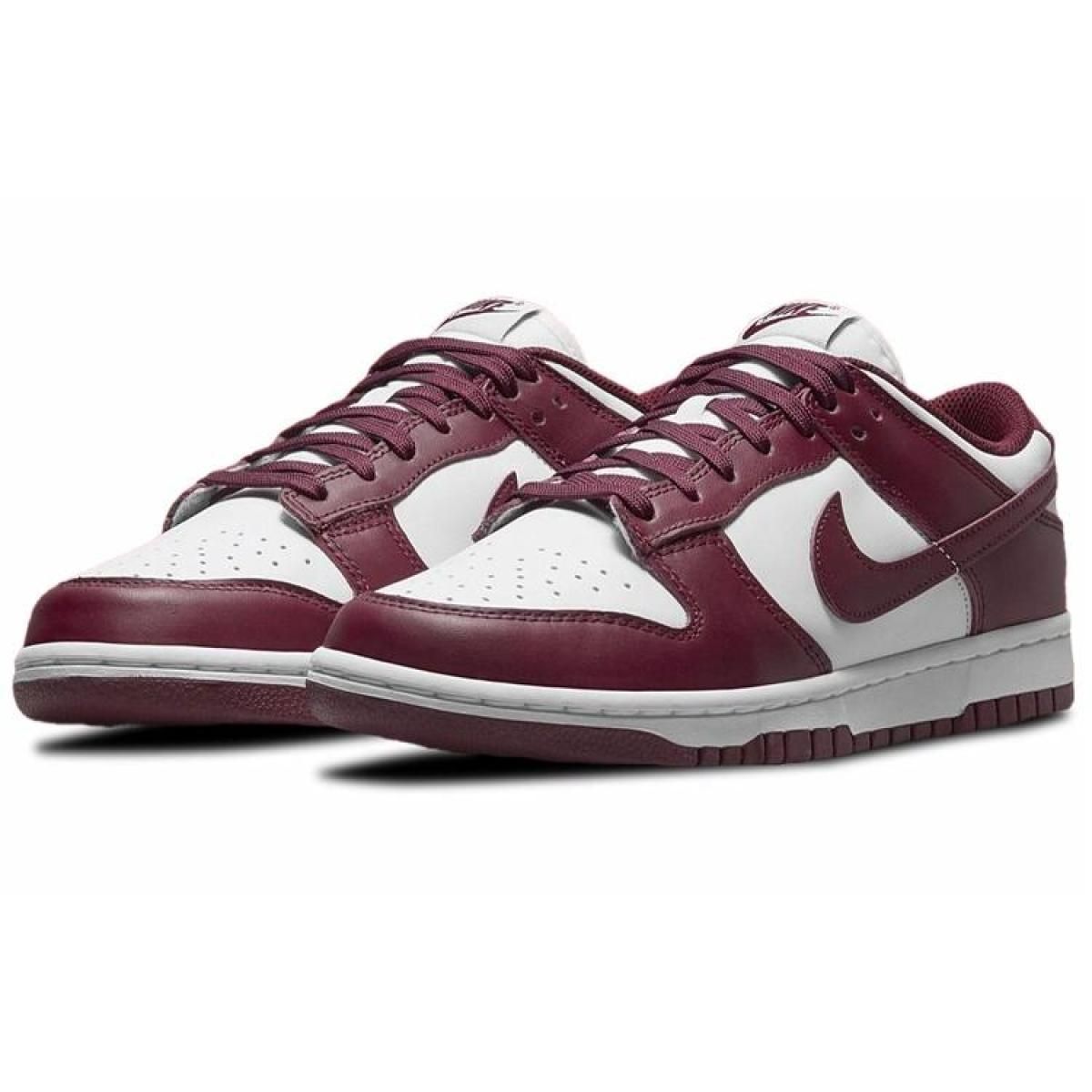 Женские кроссовки Nike Dunk Low Bordeaux