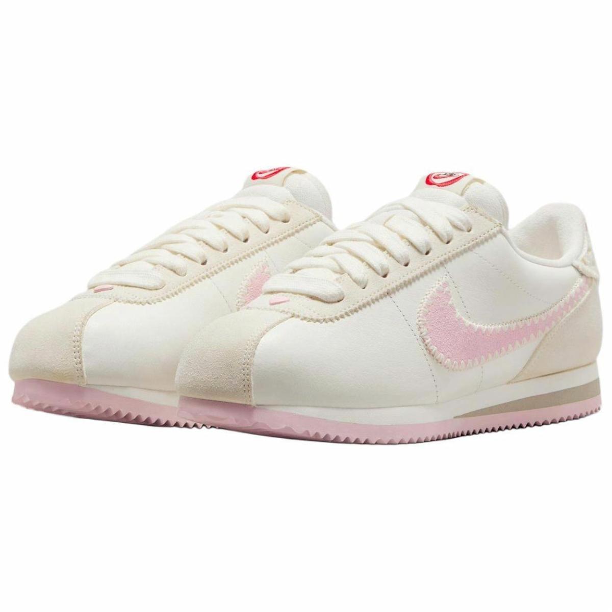 Женские кроссовки Nike Cortez White/Pink