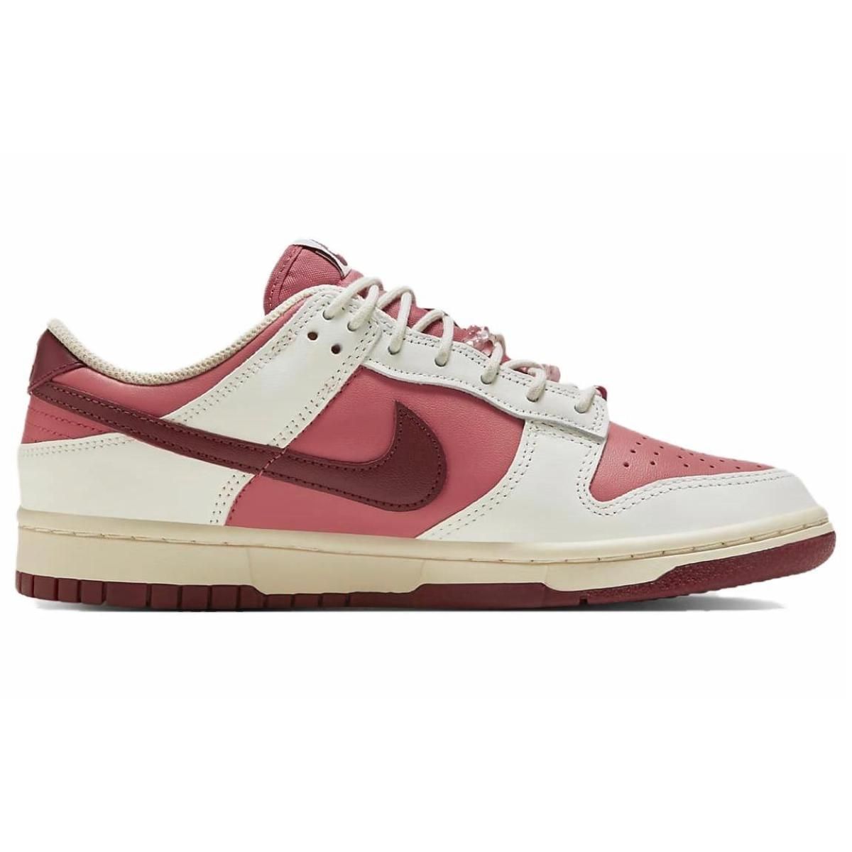 Женские кроссовки Nike Dunk Low "Valentine's Day"