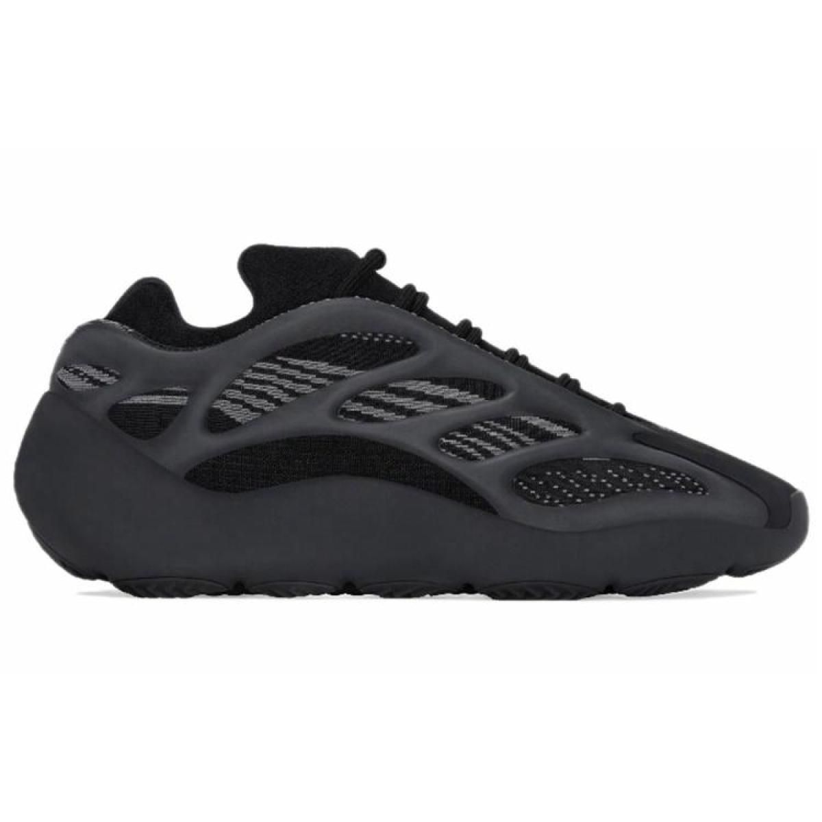 Кроссовки Adidas Originals Yeezy Boost 700 V3 Dark Glow Black