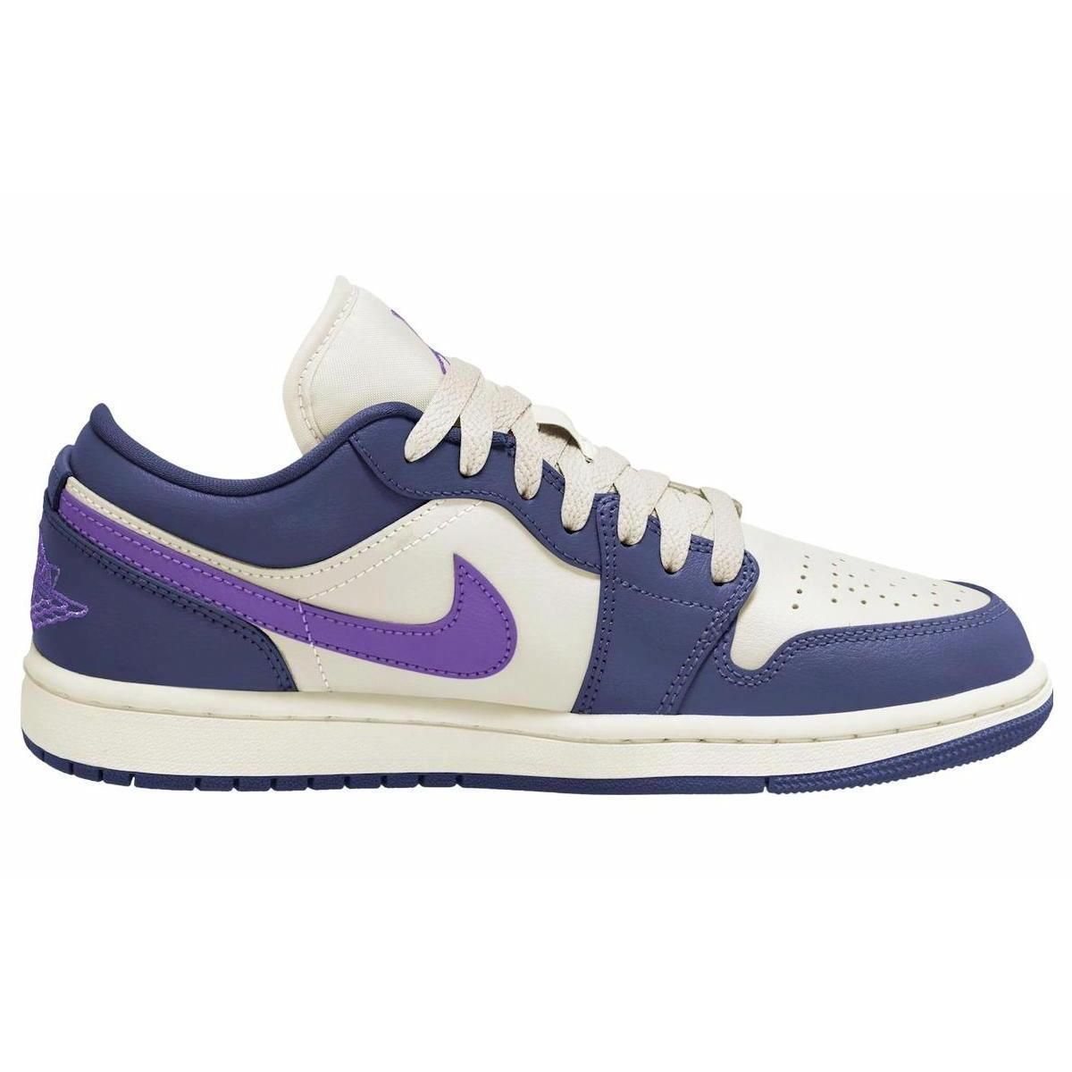 Женские кроссовки Air Jordan 1 Low "Sky J Purple"