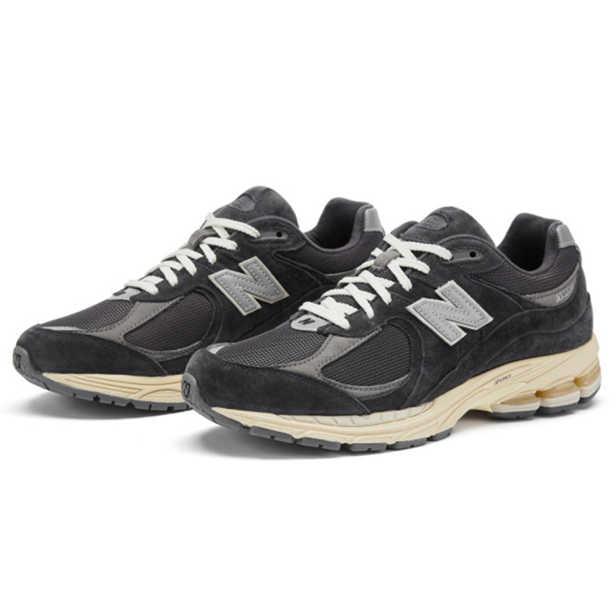 Кроссовки New Balance 2002R Black/Dark/Grey