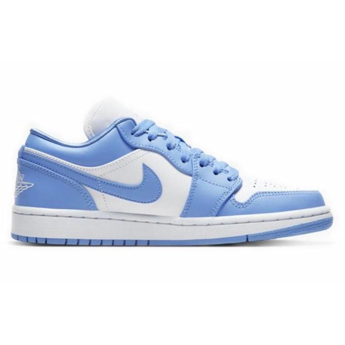 Женские кроссовки Air Jordan 1 Low University Blue