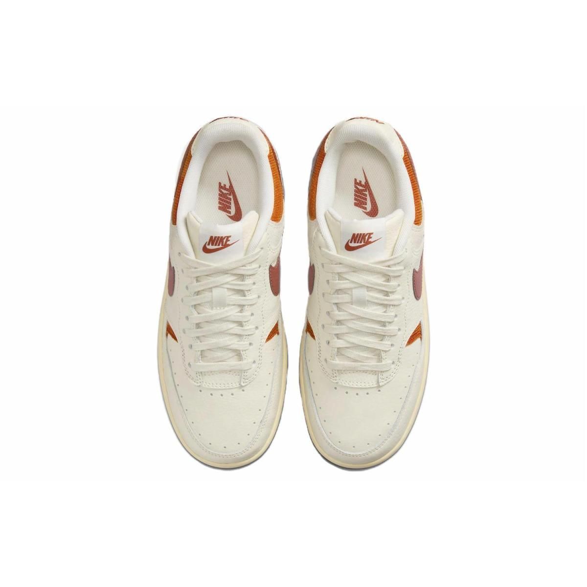 Женские кроссовки Nike Gamma Force Beige/Orange/Red