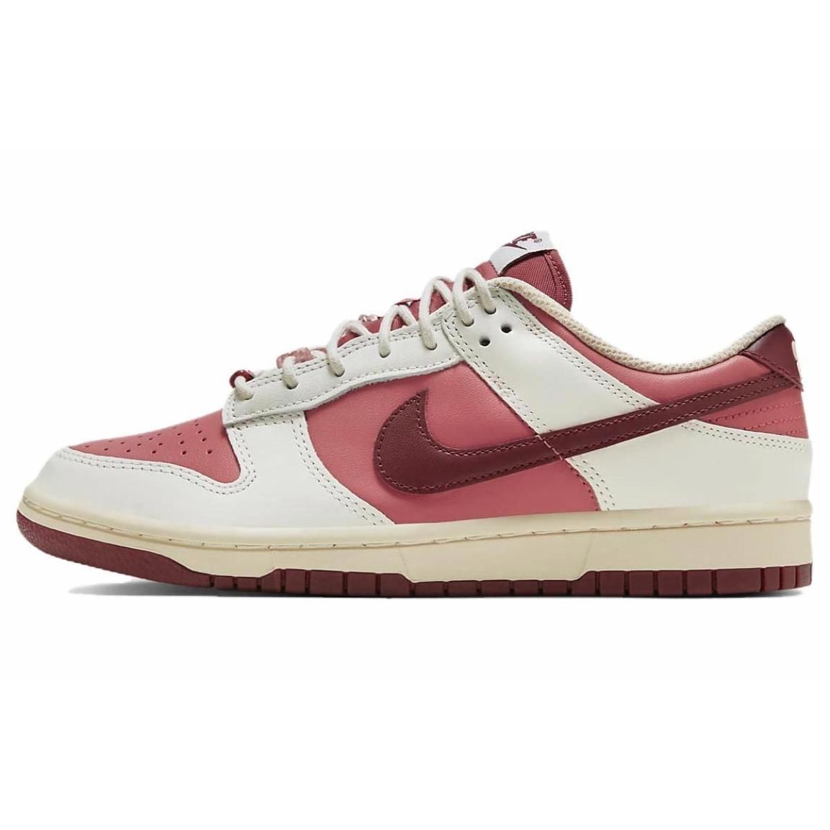 Женские кроссовки Nike Dunk Low "Valentine's Day"
