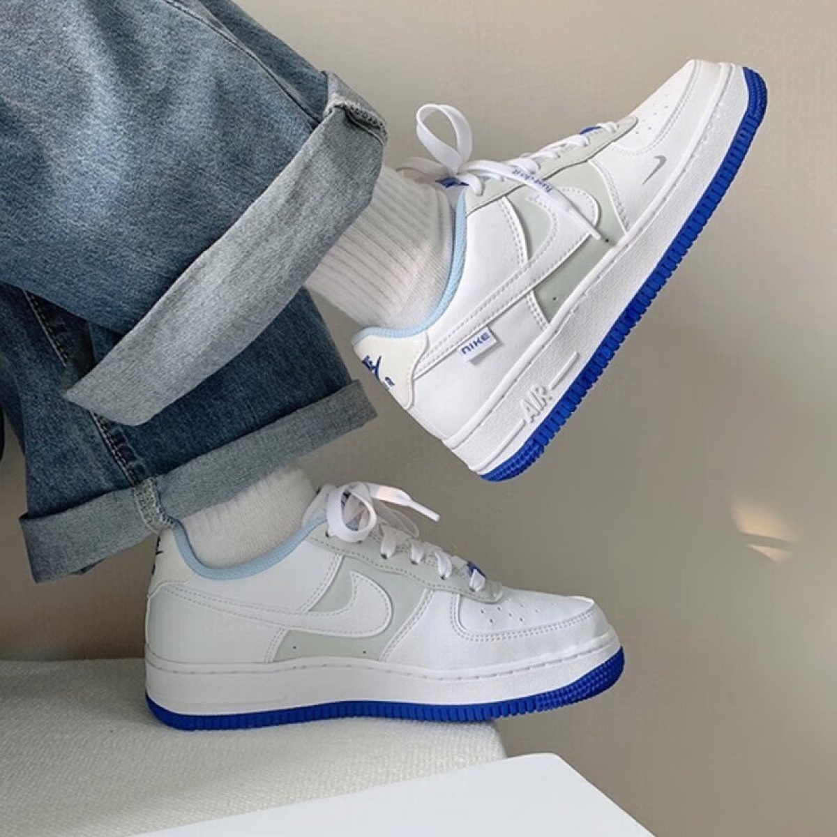 Подростковые кроссовки Nike Air Force 1 LV8 Low  "Just Stitch It" GS