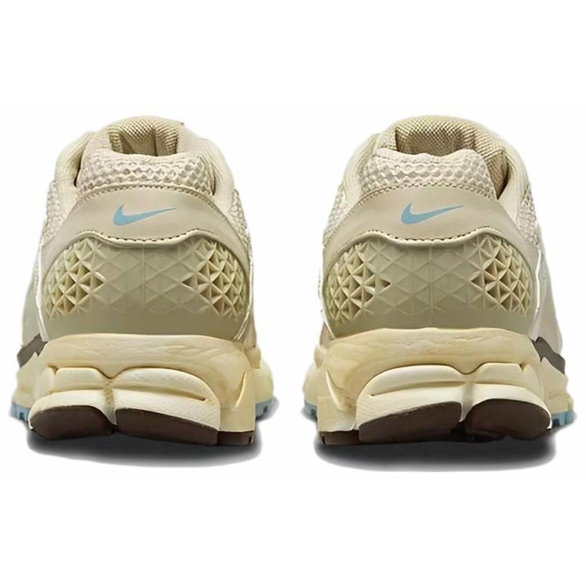 Женские кроссовки Nike Air Zoom Vomero 5 Beige