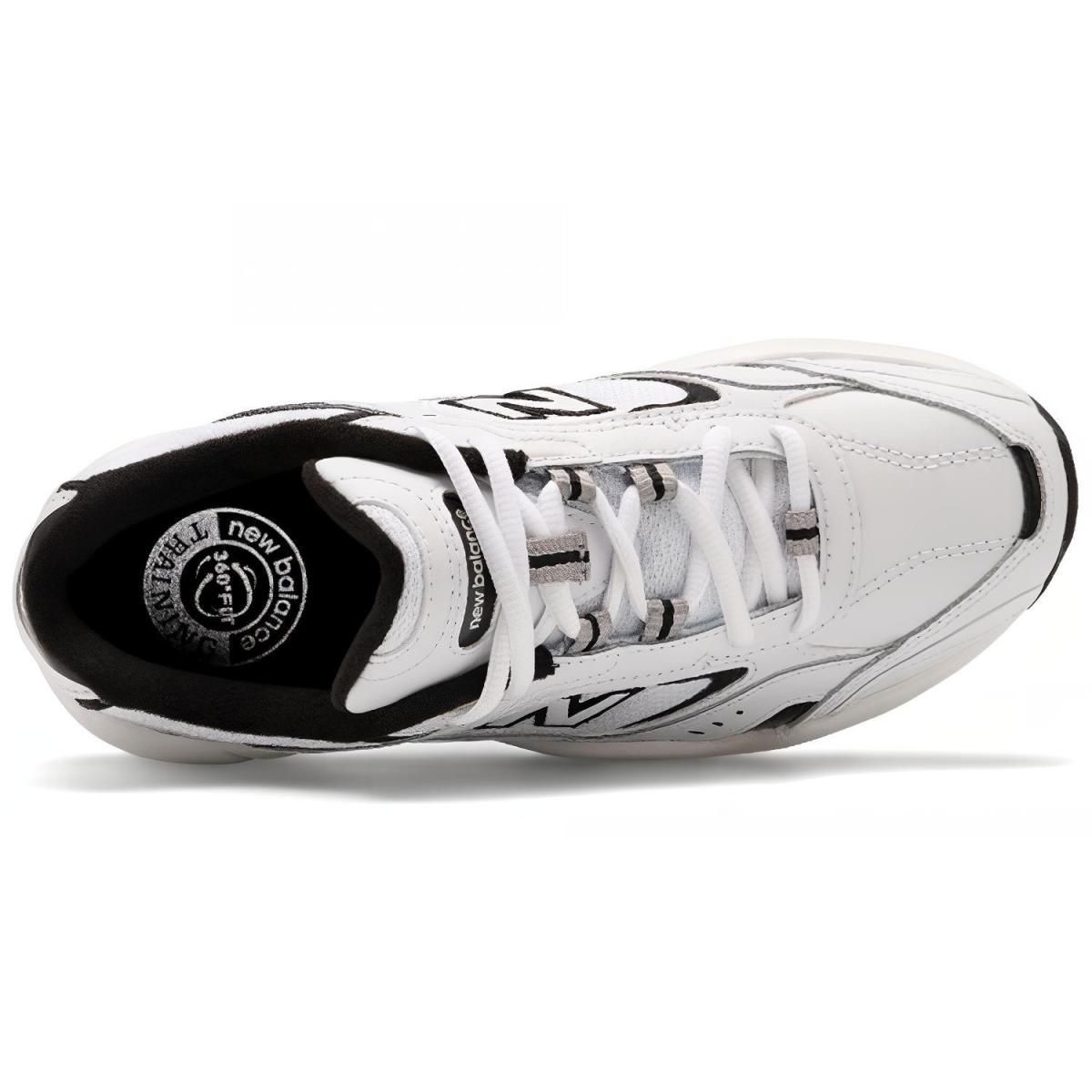 Женские кроссовки New Balance 452 White/Black
