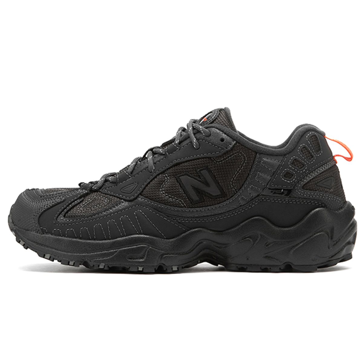 Мужские кроссовки New Balance 703 Black