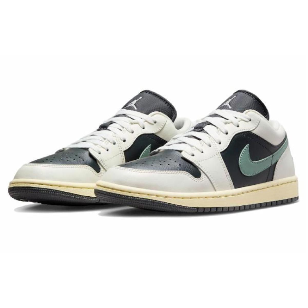 Женские кроссовки Air Jordan 1 Low "Jade Smoke"