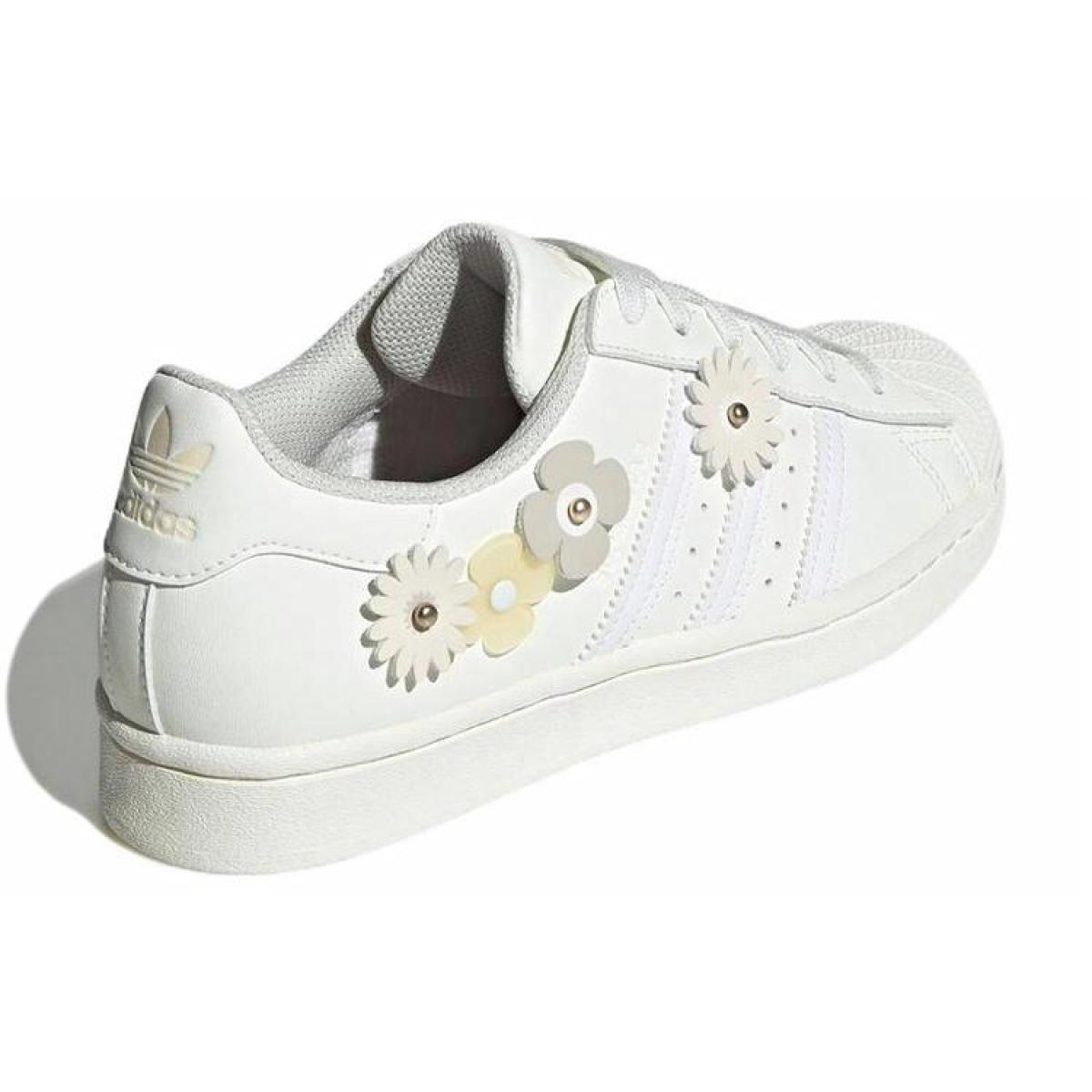 Женские кроссовки Adidas Originals Superstar White