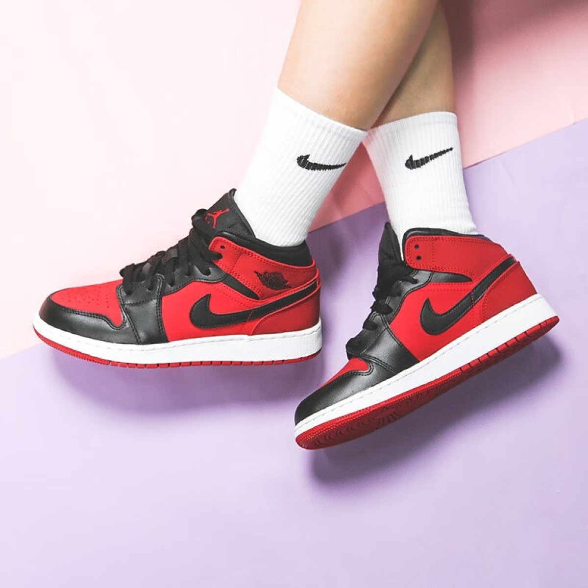 Подростковые кроссовки Air Jordan 1 Mid Gym Red/Black GS