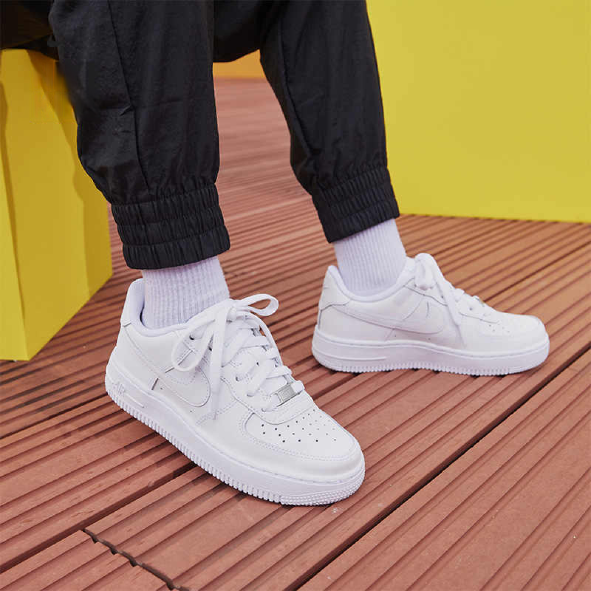 Детские кроссовки Nike Air Force 1 Low LE White GS
