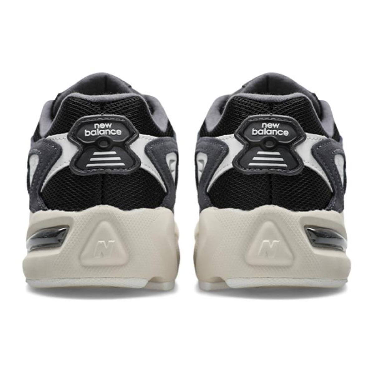 Кроссовки New Balance 725 Black/White/Dark Grey