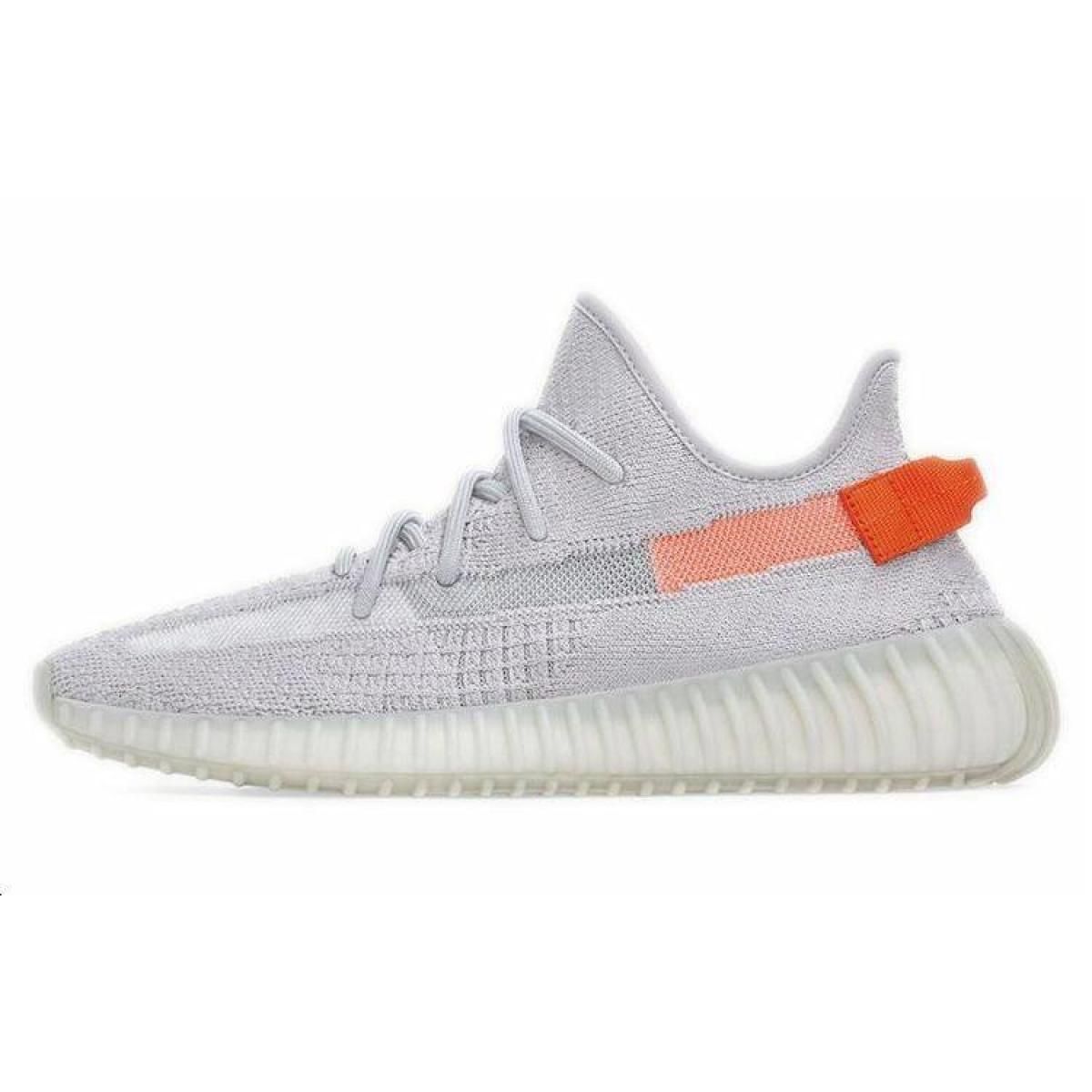 Кроссовки Adidas Yeezy Boost 350 V2 "Tail Light"