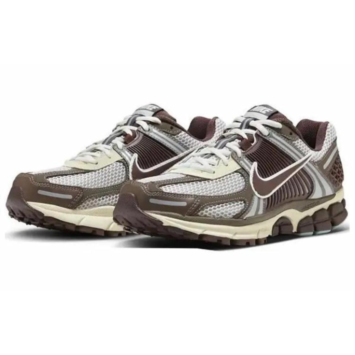 Женские кроссовки Nike Air Zoom Vomero 5 Brown