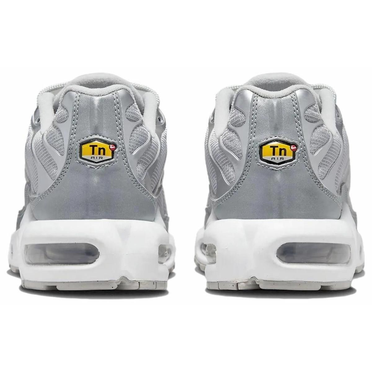 Кроссовки Nike Air Max Plus Metallic Silver